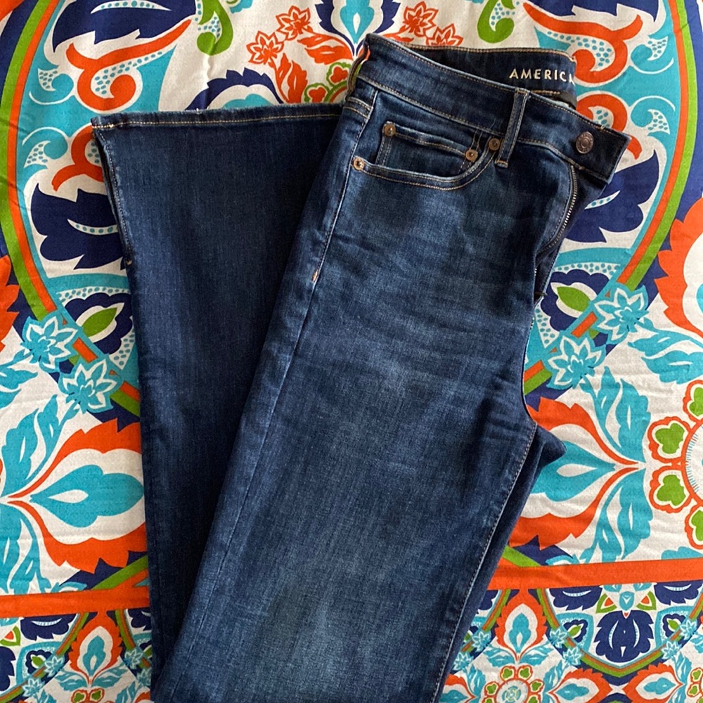 American eagle super hi-raise flare denim jeans 6 dark wash